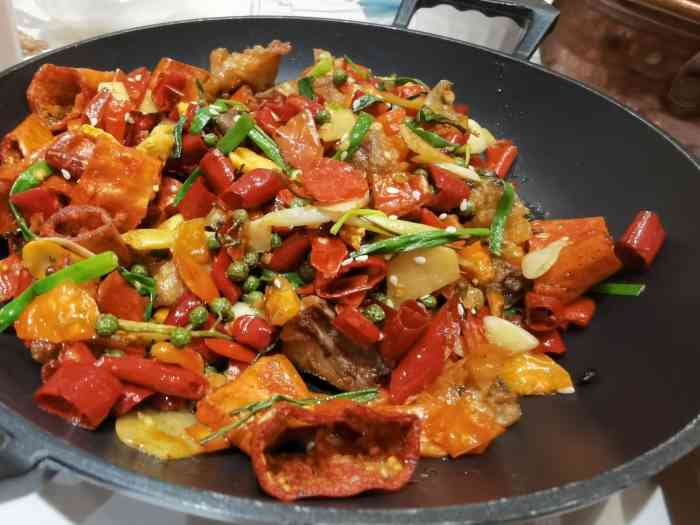 滇沨·云南菜(悦方mall店)-"总体感觉不错,大众点评打7.9折很划算 .