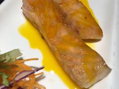 -小天鹅戴斯酒店鲸鲨百汇创作料理