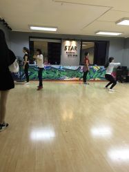 -STAR舞蹈工作室