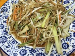 -张记老街里海鲜美食城(劈柴院店)