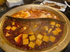 沸炉九宫格-沸炉重庆老火锅(军事博物馆店)