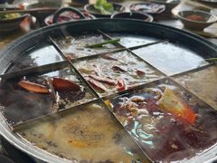 -正南齊北重庆老火锅(光华村直营店)
