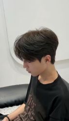 -米娜护肤造型