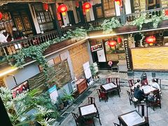 大堂-蔼若春.传承三十年云南菜(金碧公园店)