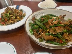 -湖南人家湘菜馆(镇江路店)