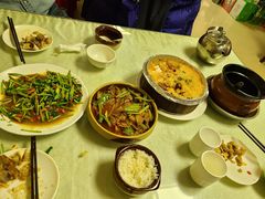 -民间瓦缸煨汤館(嵩山路店)