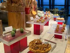 -锦厨国际自助餐厅 · 云端景观 (昆明索菲特大酒店)