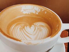 拿铁咖啡latte-BLAQ咖啡(骏豪店)