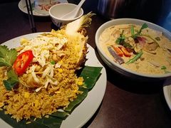 -大头虾越式风味餐厅(光明广场店)