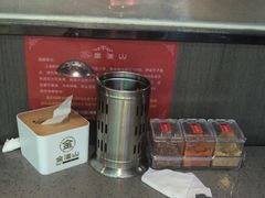 -金滏山烤肉·海鲜·火锅自助餐厅(襄阳万达店)