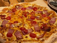 -玛格萝妮比萨屋(四平店)