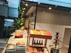 -金滏山·烤肉海鲜火锅自助(襄阳万达店)