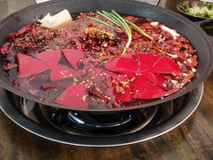 -黄潇洒老火锅(九眼桥宏济巷店)
