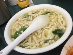 -李连贵酒家熏肉大饼(昆明街店)