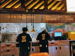 -威记烧嘢·南宁烧烤·超级生牛(绿地店)
