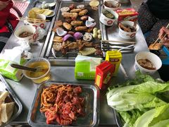 -三圣里·中餐宴请·自助烤肉·烤全羊·柴火鸡(旗舰店)