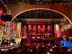 -FOUR PLAY BAR