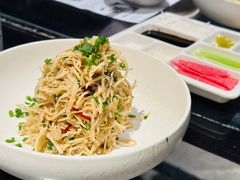 凉拌笋衣-小大董·烤鸭(凤凰汇店)