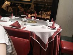 -皇城根·鲁菜济南菜·吊炉烤鸭·炒鸡鱼头(济南旗舰店)