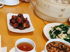 -鼎泰丰(嘉年华•海信广场VILLAGE店)