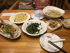 -乌镇那一年小院主题餐厅(甘泉西路店)