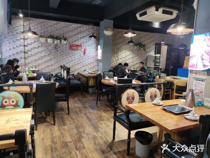 兄弟龙虾(胜太路总店)大堂图片