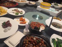 -粤尚腾香居中餐厅(首都机场希尔顿店)