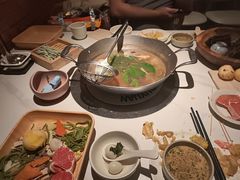 -左庭右院鲜牛肉火锅(七宝领展广场店)