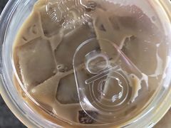 -星巴克(上海虹桥站2A检票口)