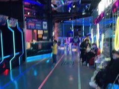 -世代星球·保龄球·镭战真人CS·团建(杨浦店)