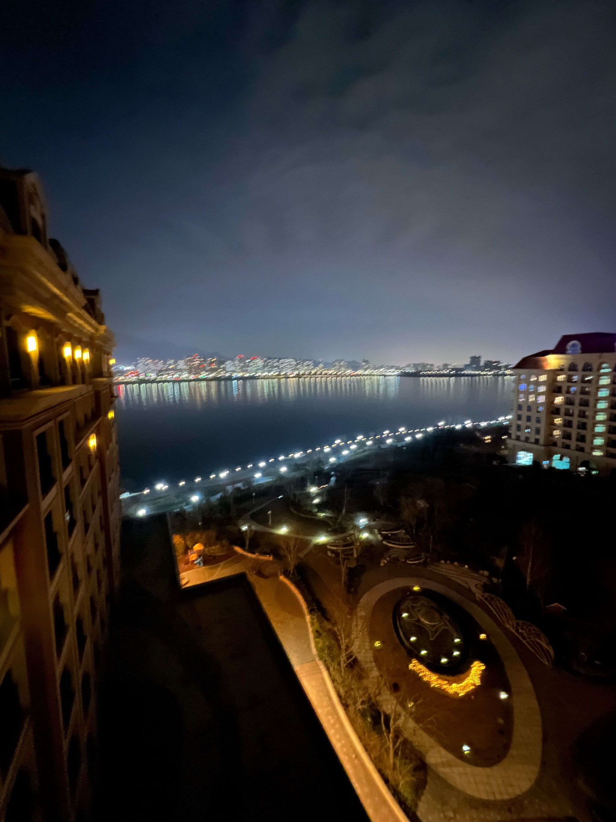 酒店窗外的风景|面朝大海98