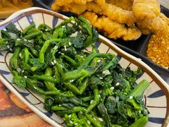 -煲仔皇腊味煲仔饭(经四万达店)