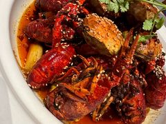 -肥肥虾庄·金牌油焖大虾(杨园滨江时代walk店)