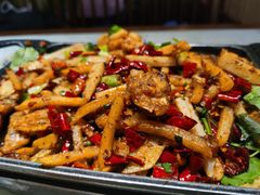 -大城小院饭店(博隆广场虹桥店)