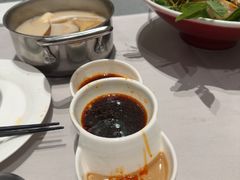 -红鼎豆捞·非遗鲍皇汤火锅(宝丰路店)