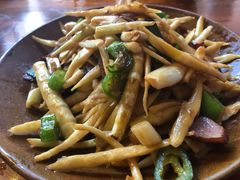 春笋腊肉-苗湘食府(十年店)