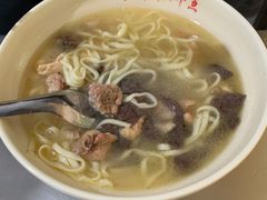 -文山荷鲜居(翠湖店)