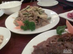 几个盘子-鸢飞潍坊菜馆(鸢飞大酒店)