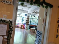 -红黄蓝幼儿园(富苑华城园)