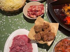 -五里关火锅(上海鑫耀·光环Live店)