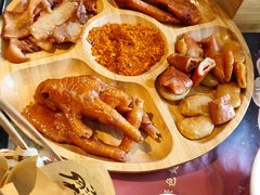 -月满大江火锅(总府路店)