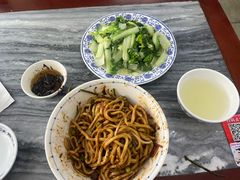 -海碗居老北京炸酱面(增光路店)