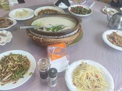 -天乐农家鱼头王(天目湖店)