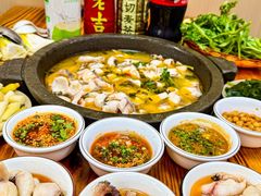 -大鼎石锅鱼(春江里店)