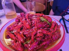 -海盗船. 龙虾烧烤. 酒馆