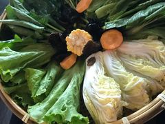 -尚尚仙·酸汤猪手·猪肚鸡火锅(华联万柳购物中心店)