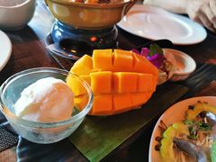 -Phensiri Thai Restaurant