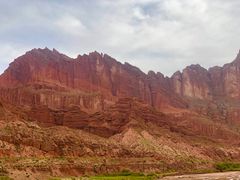 -天山神秘大峡谷