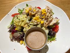 印加藜麦鸡肉沙拉-HELLO 27 意面·沙拉·帕尼尼