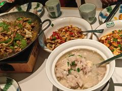 -费大厨辣椒炒肉(沙河万达店)